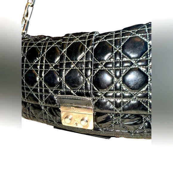 216 Preloved Christian Dior Miss Dior Cannage Patent Lambskin Leather - Picture 3 of 14